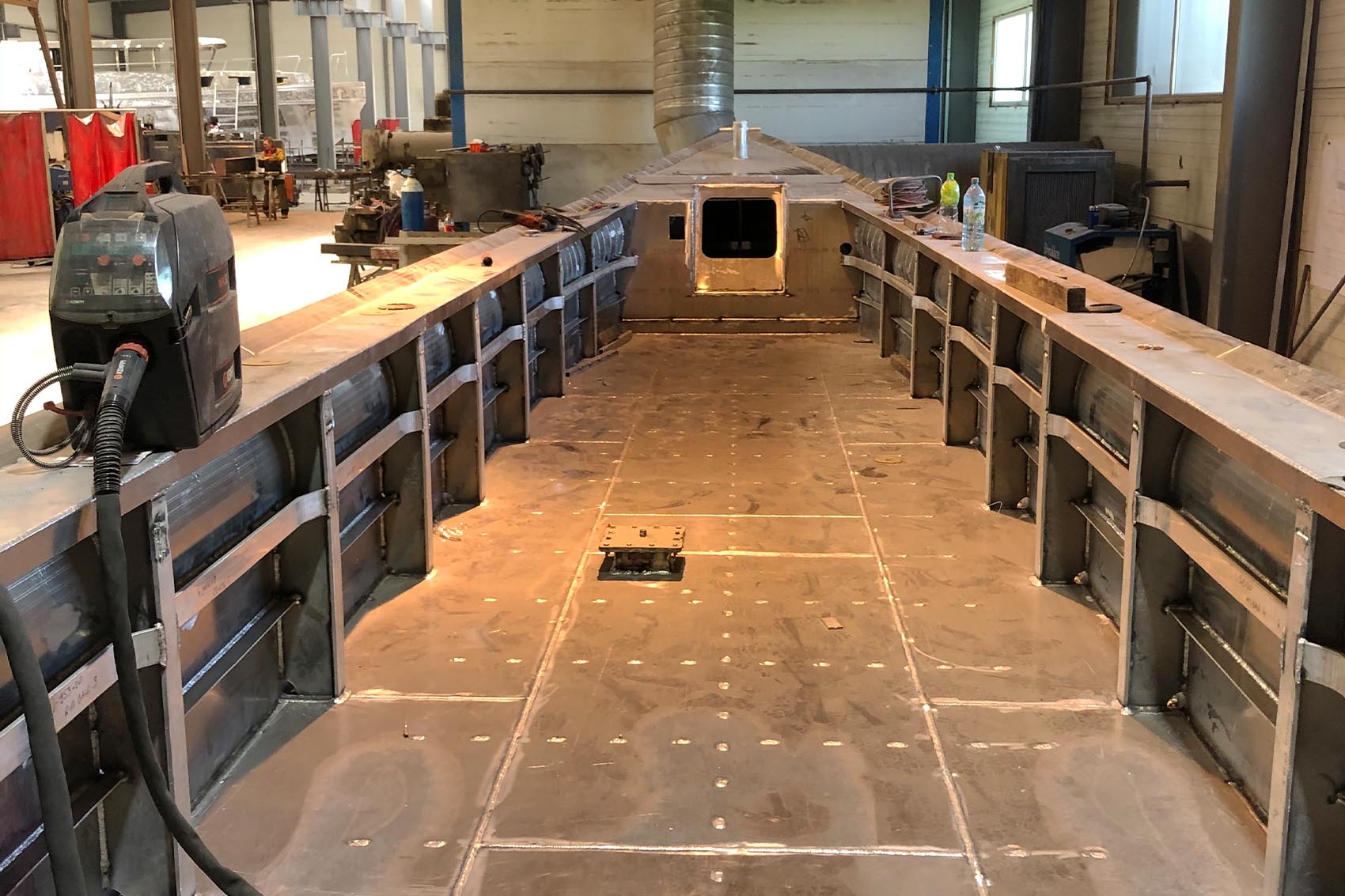 alu rib 12.5 | deck | tch marine